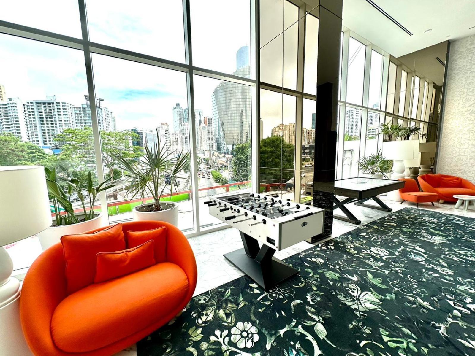 Wanders & Yoo Apartment *